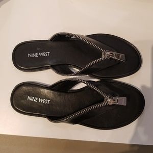 New Nine West sandal